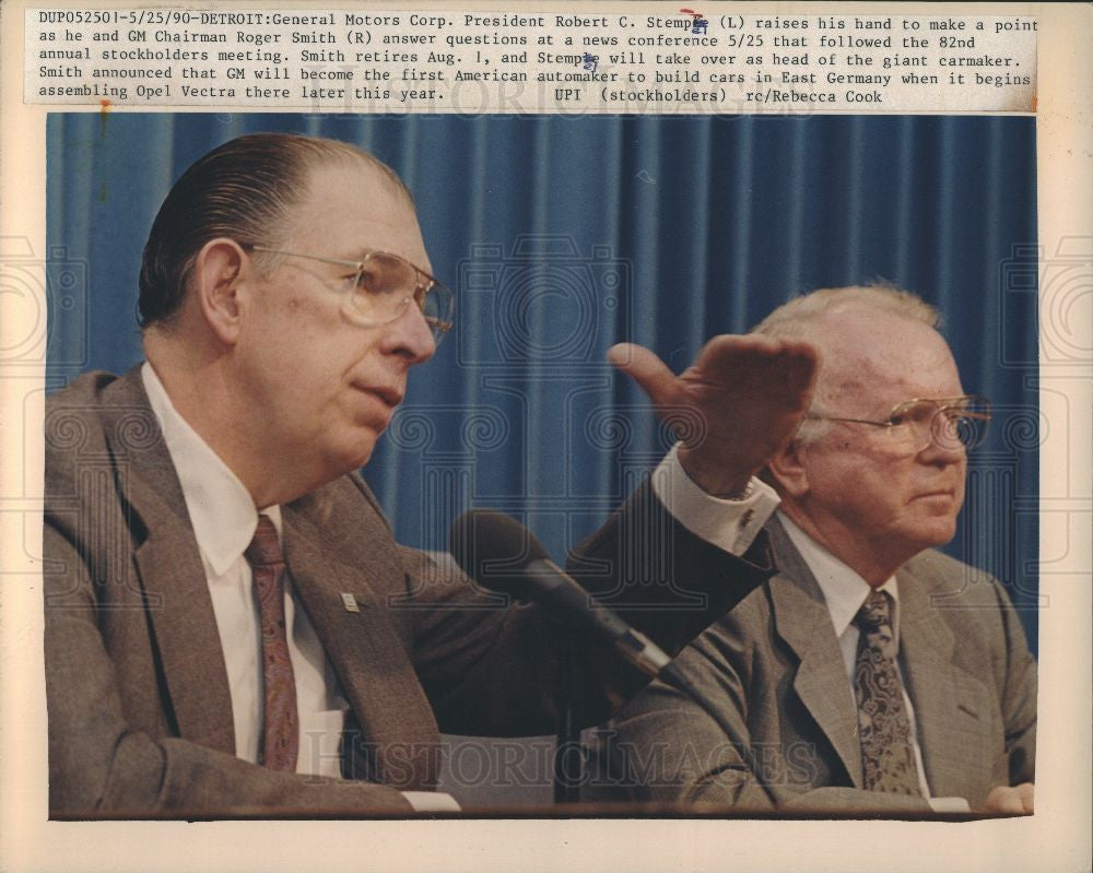 1990 Press Photo GM President Robert C. Stempel - Historic Images