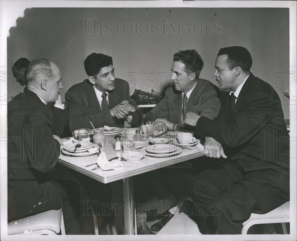 1952 Press Photo CARL STELLATO, U.A.W.C.I.O MEETING - Historic Images