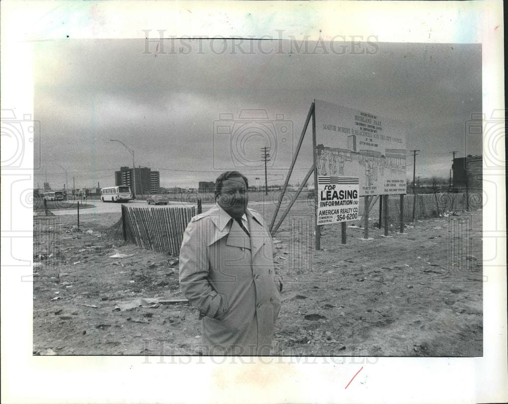 1985 Press Photo Robert Blackwell Mayor - Historic Images