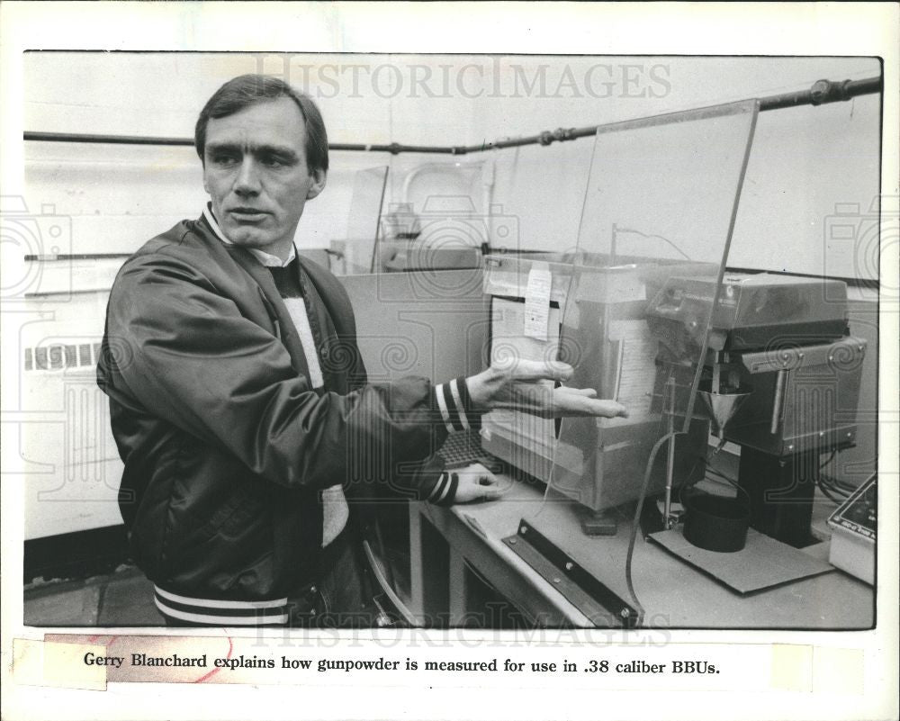 1988 Press Photo Blanchard, Crime, Fraud, US Senete UP - Historic Images