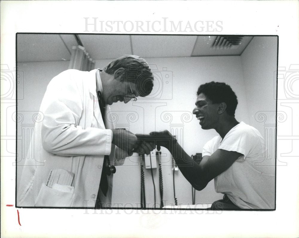 1990 Press Photo Francis Collins - Historic Images