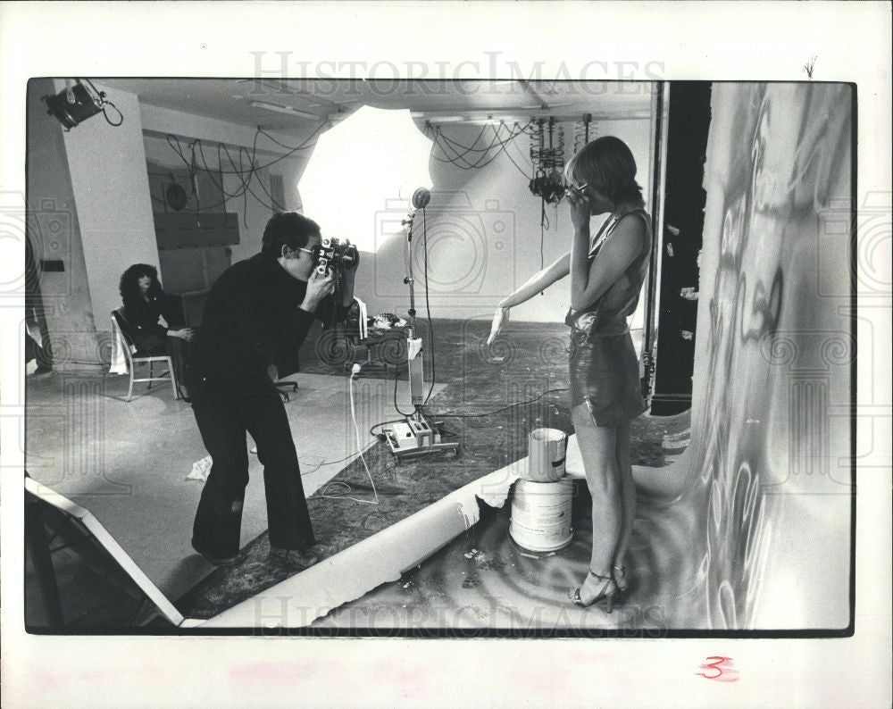 1981 Press Photo Free Press, John Collier - Historic Images