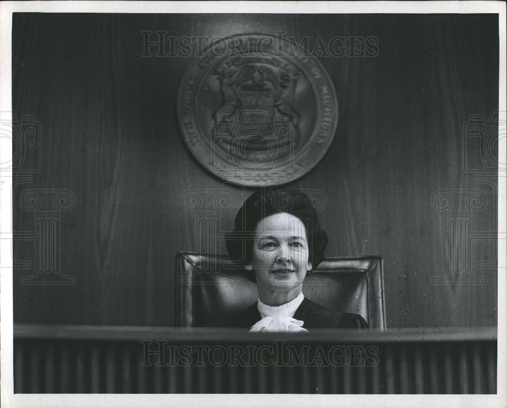 1971 Press Photo Judge Mary Coleman Colhoun County - Historic Images