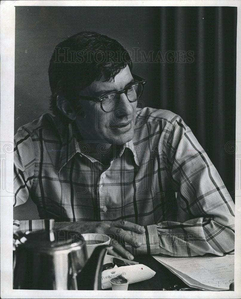 1974 Press Photo Michael Tolan American actor - Historic Images