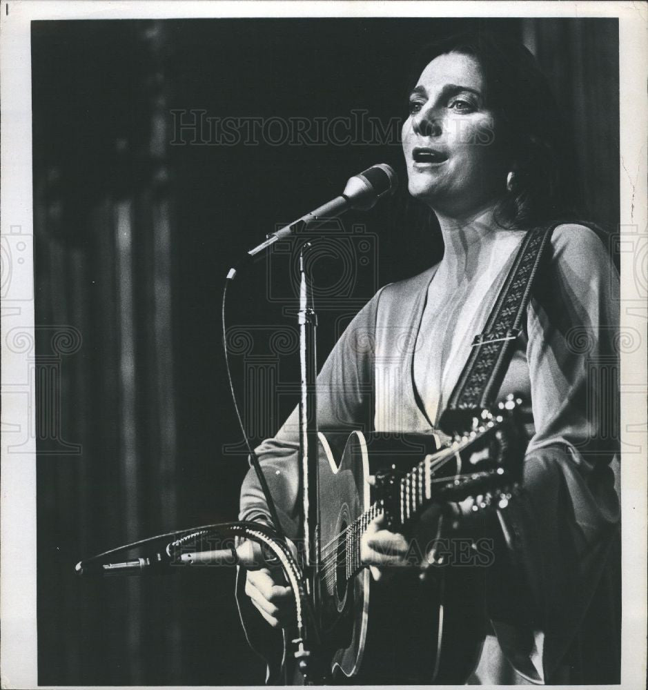 1971 Press Photo Judy Collins Guthrie - Historic Images