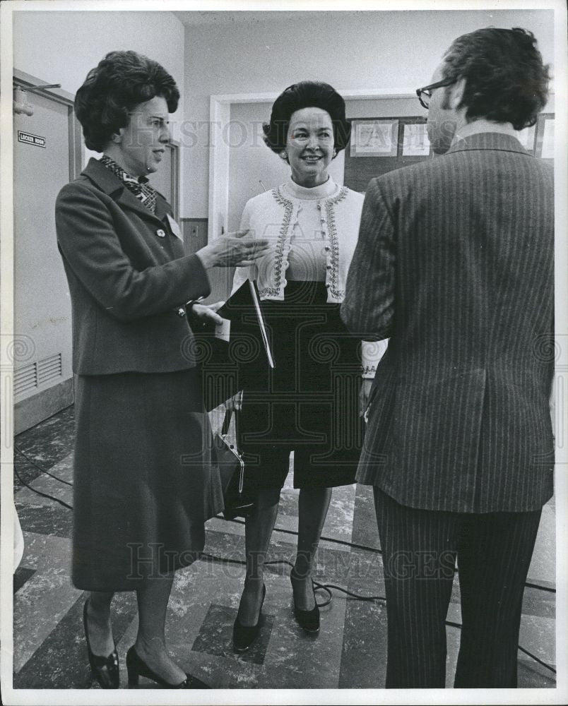 1973 Press Photo Mary S. Coleman, Jane Kay, Detroit - Historic Images