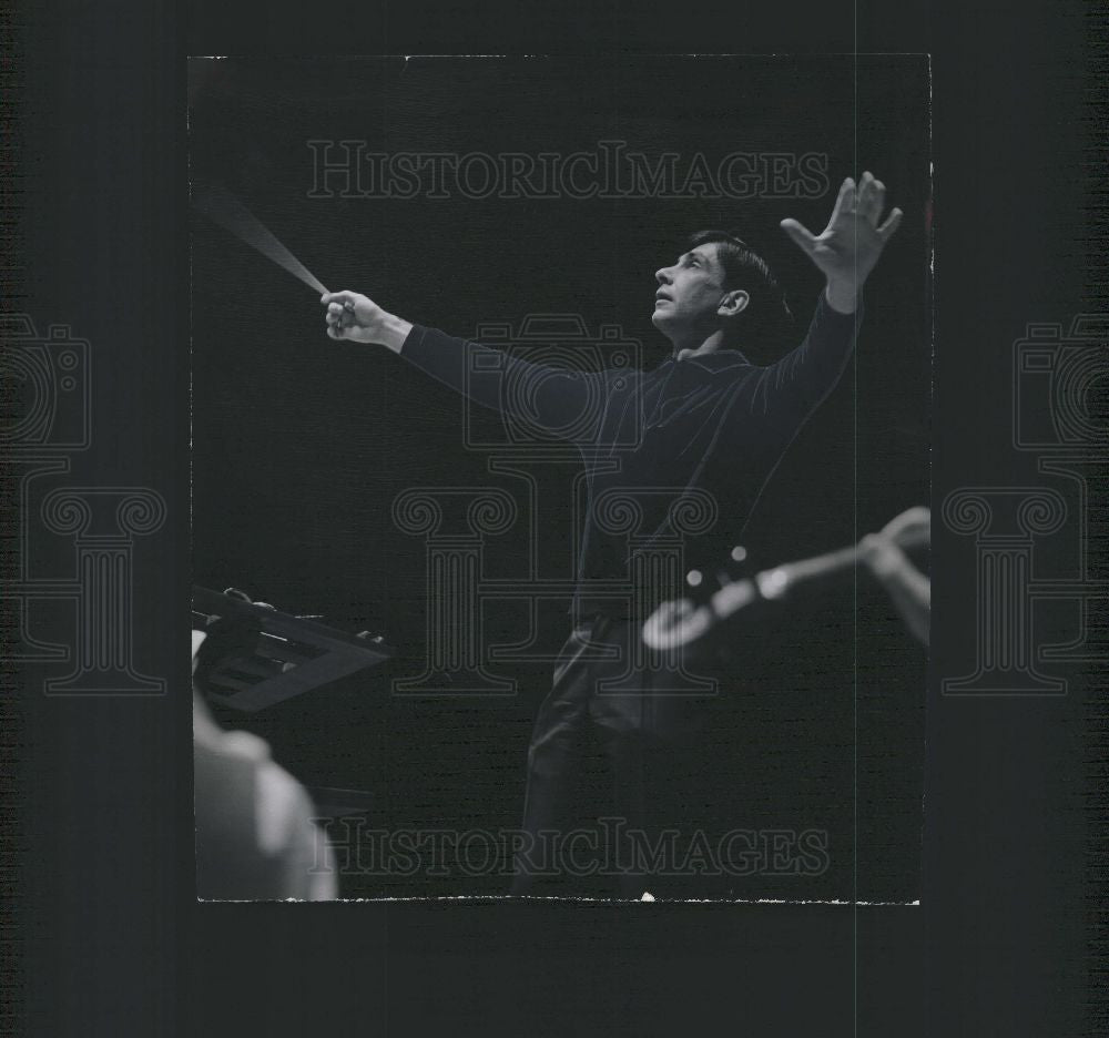 1963 Press Photo Werner Torkanowsky German conductor - Historic Images
