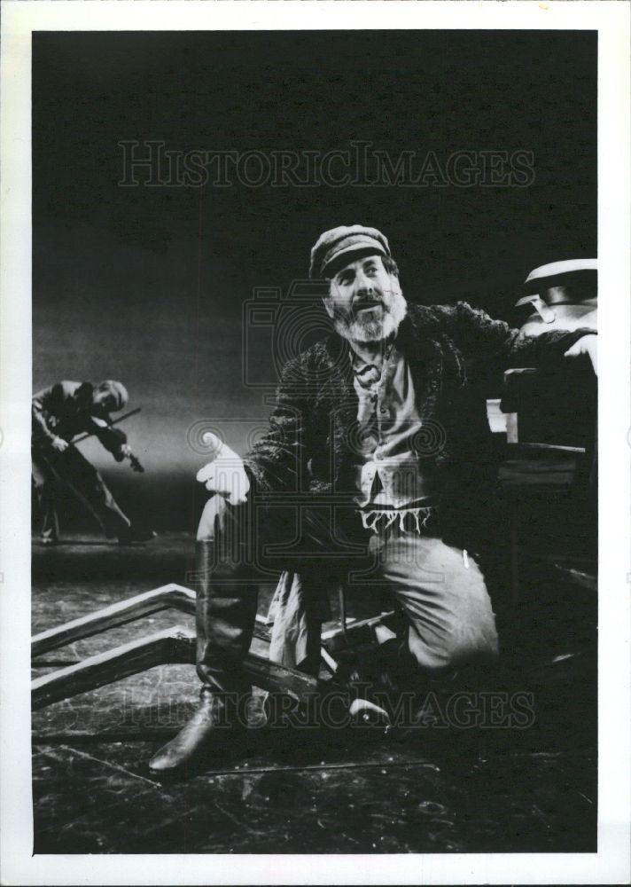 1990 Press Photo Chaim Topol Israeli theatrical - Historic Images
