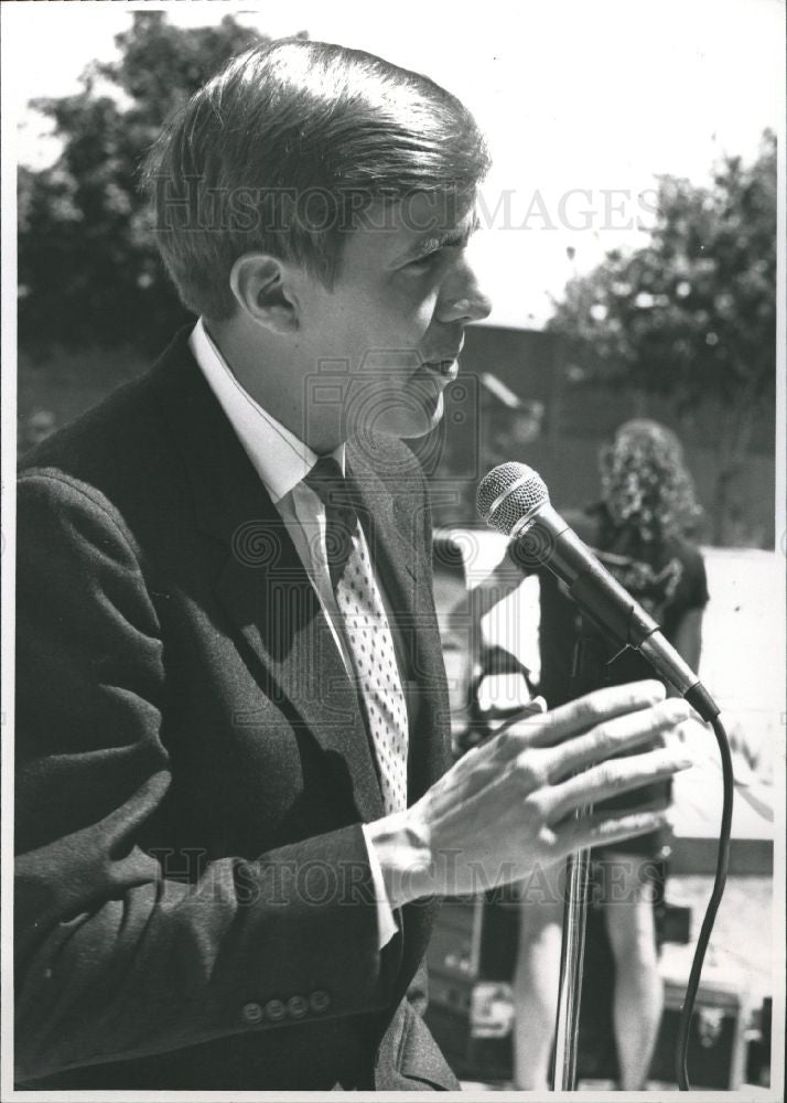 1988 Press Photo Flint Mayor Matthew Collier - Historic Images