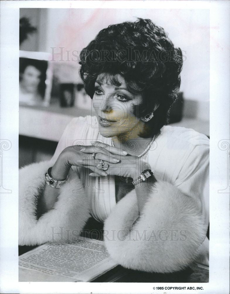 1988 Press Photo Joan Collins - Historic Images