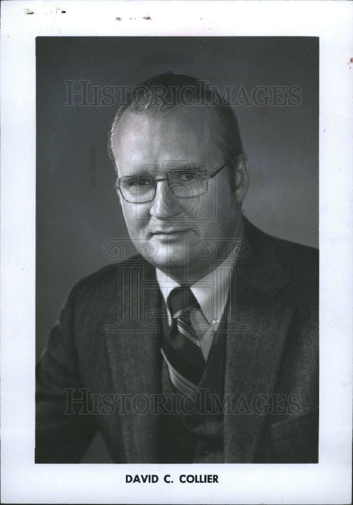 1972 Press Photo David Collier GM Automotive Executive - Historic Images