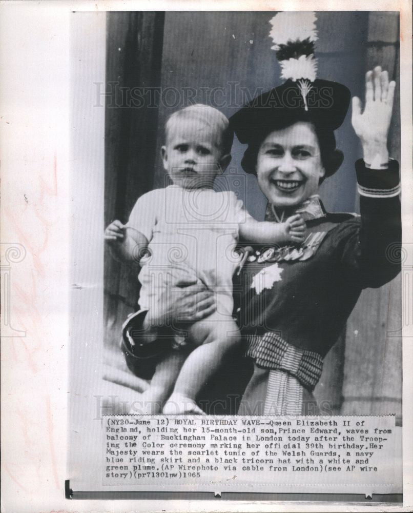 1965 Press Photo Queen Elizabeth II Prince Edward - Historic Images