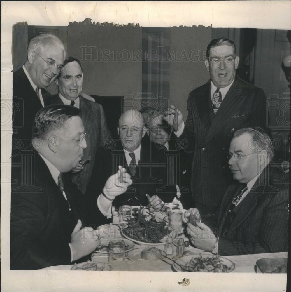1947 Press Photo Lake Michigan smelt congressmen - Historic Images
