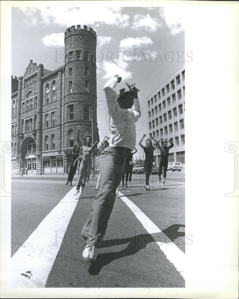 1990 Press Photo Clifford Dance Theatre Fears - Historic Images