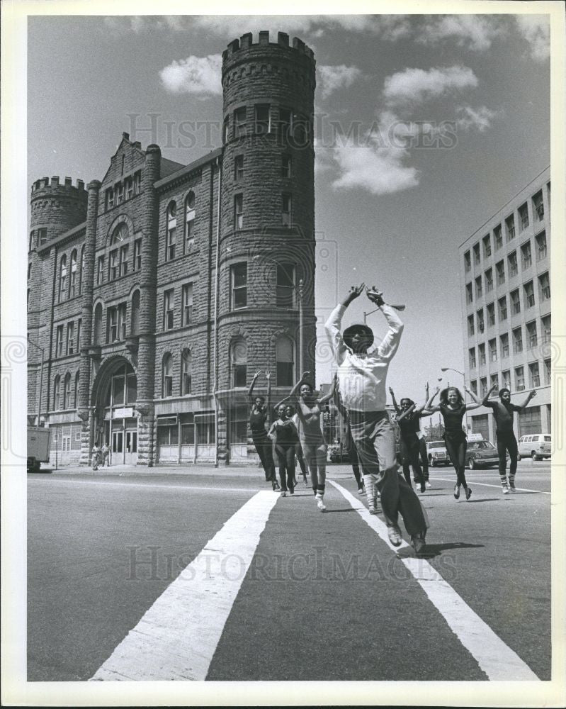 Press Photo Fears Clifford Dance Theatre - Historic Images