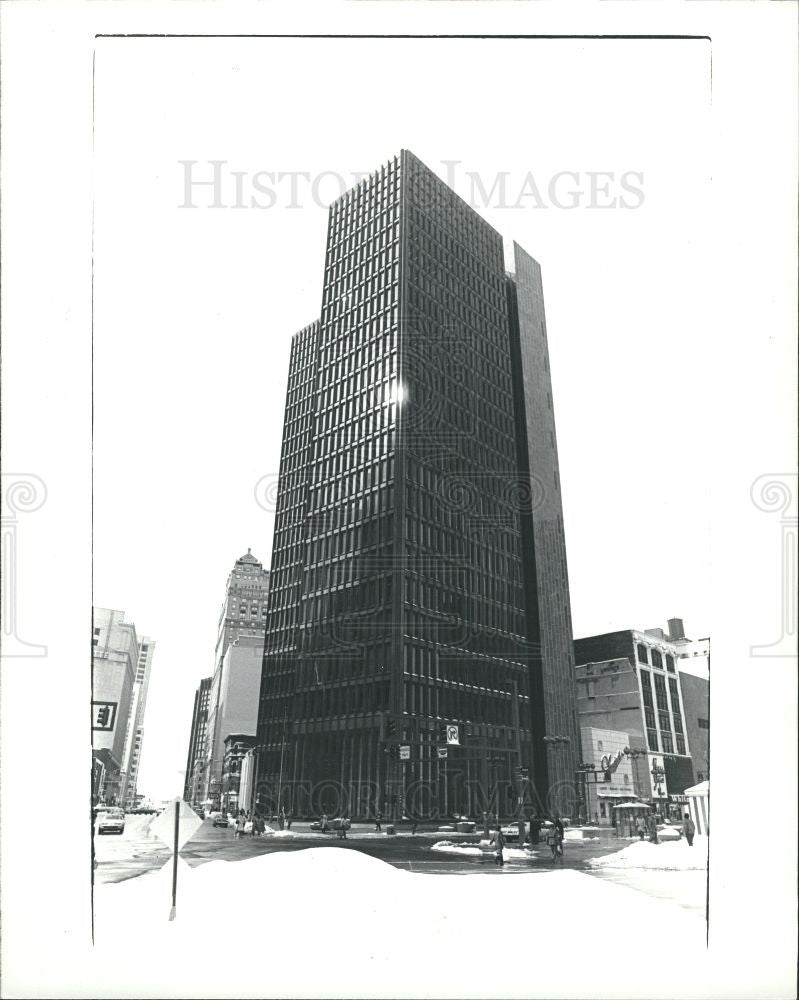 1982 Press Photo First Federal Savings Building - Historic Images