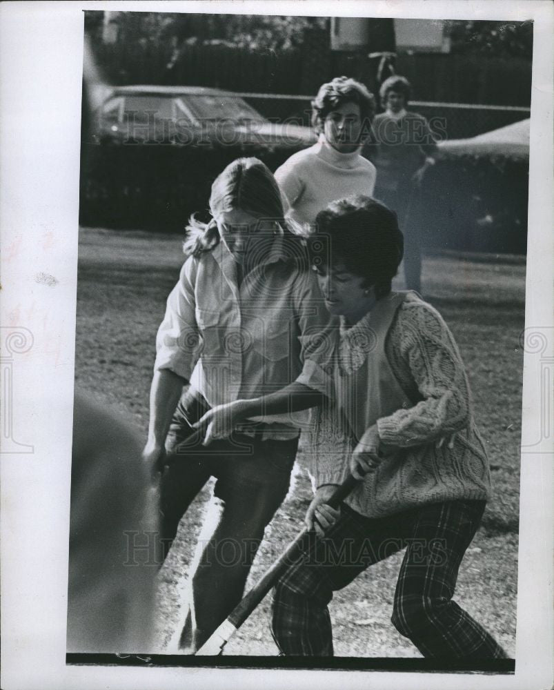 1970 Press Photo Field Hockey - Historic Images
