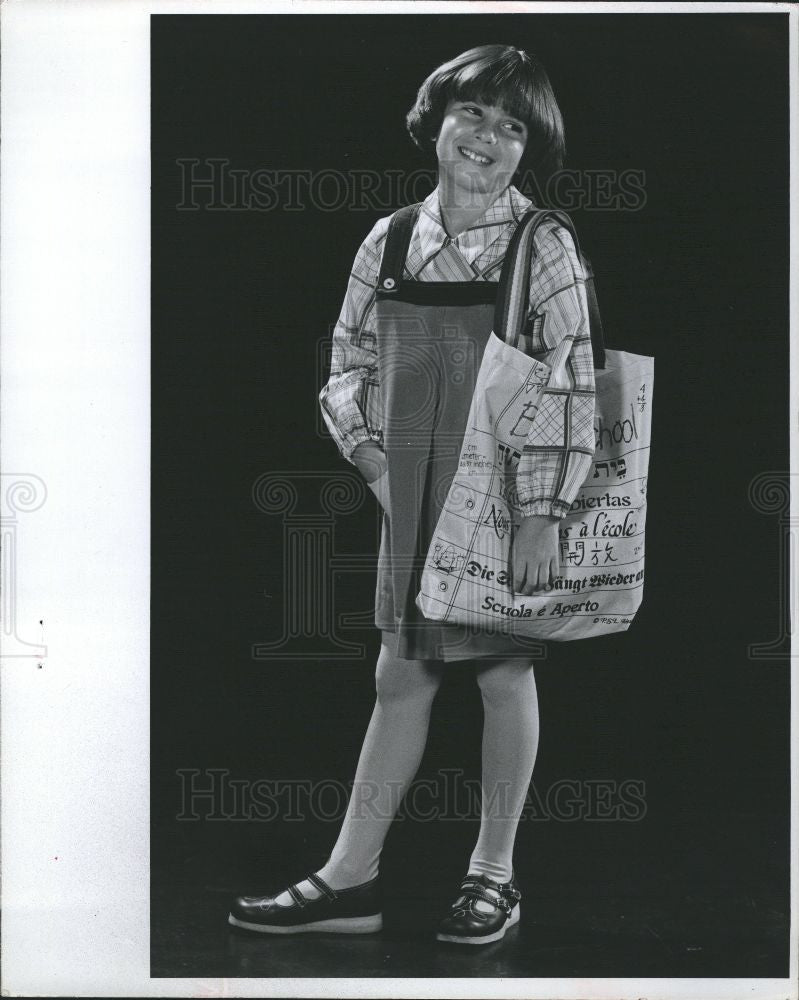 1977 Press Photo fashion children - Historic Images