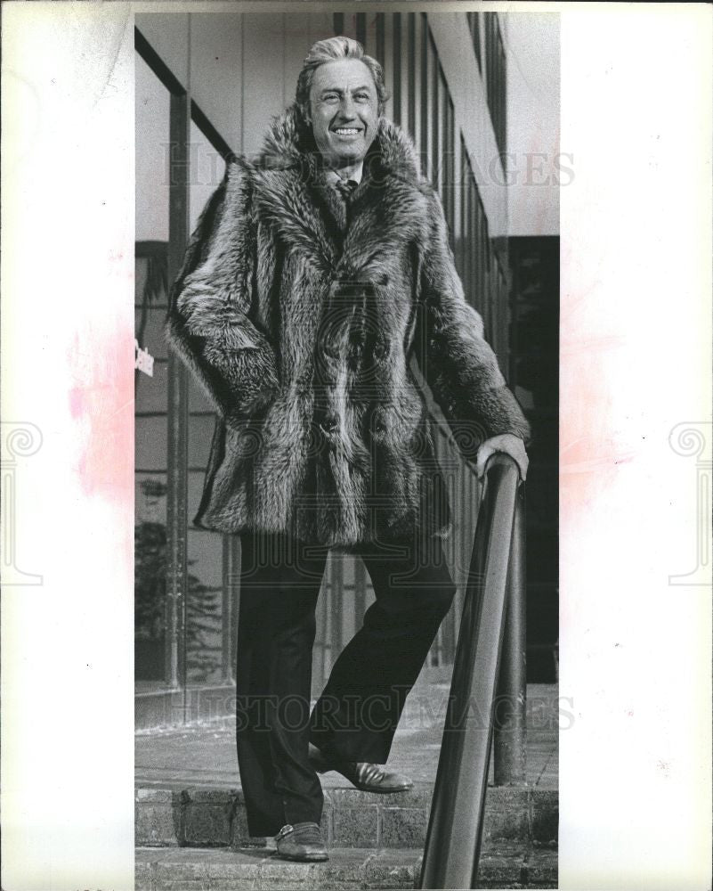 1979 Press Photo Fashion 1980-1989 Men Harry Goldberg - Historic Images