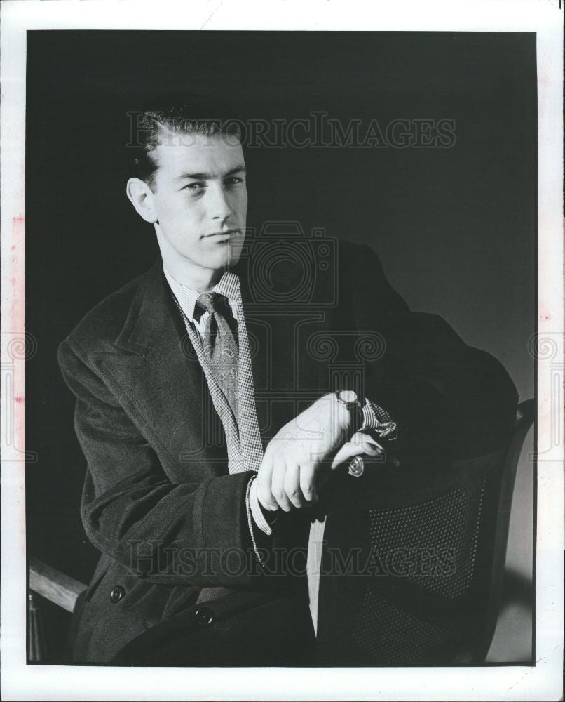1987 Press Photo Men Fashion Double-breasted Coat Dress - Historic Images