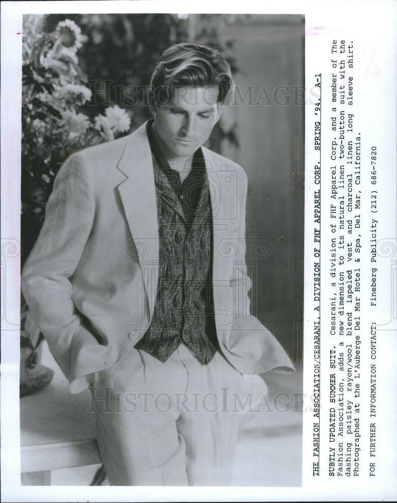 1994 Press Photo fashion Men Linen Suits - Historic Images