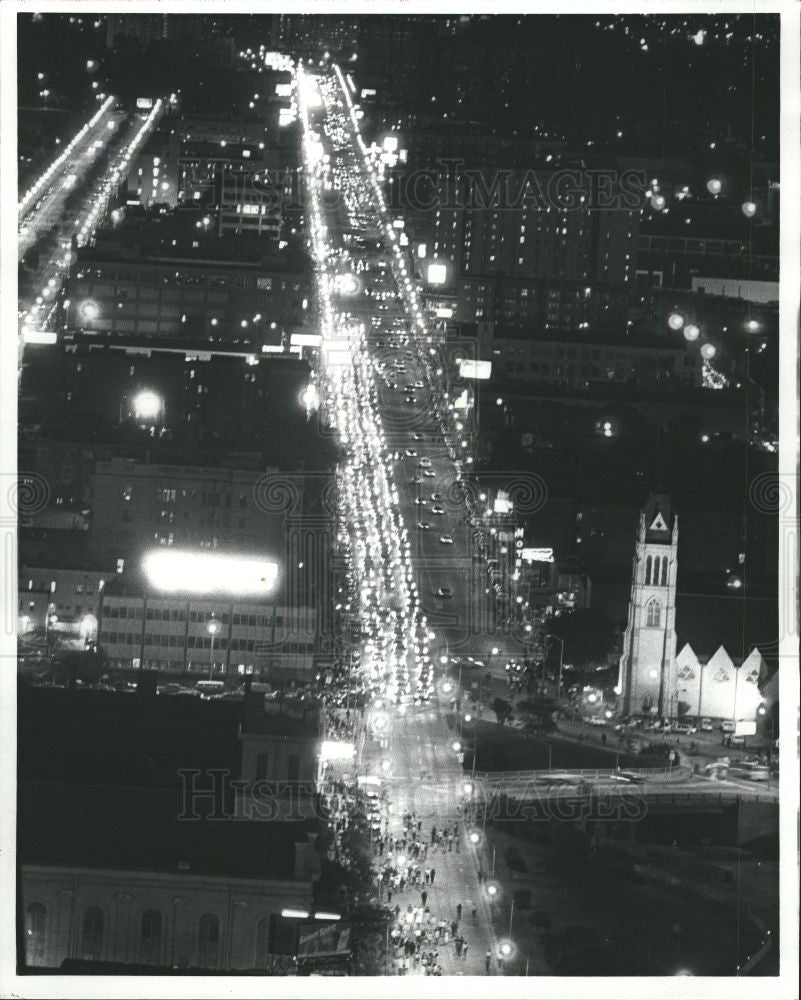 1982 Press Photo Detroit Jefferson Avenue Traffic - Historic Images