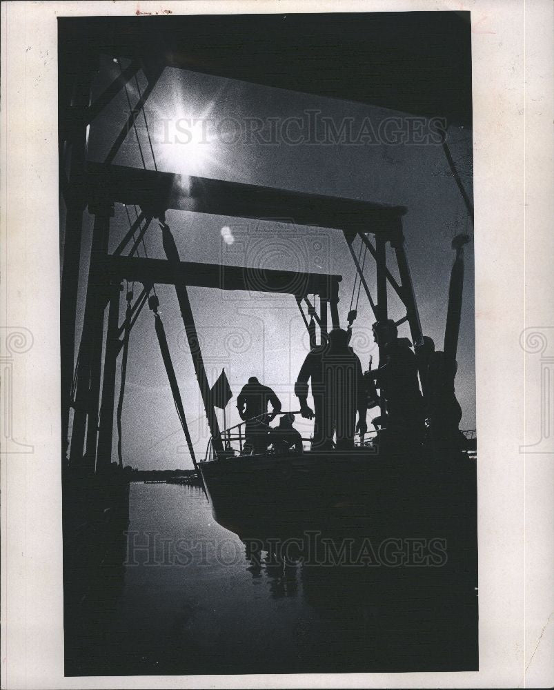 1970 Press Photo little ship is lowered into the water - Historic Images