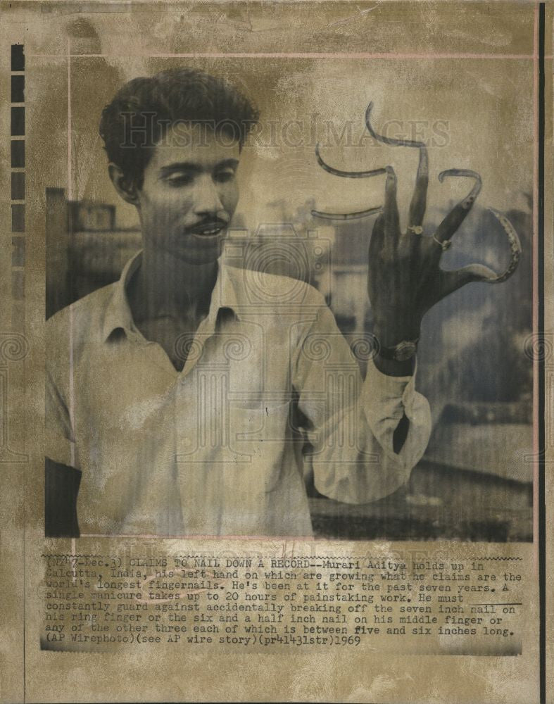 1969 Press Photo Murari Aditya,longest fingernails - Historic Images