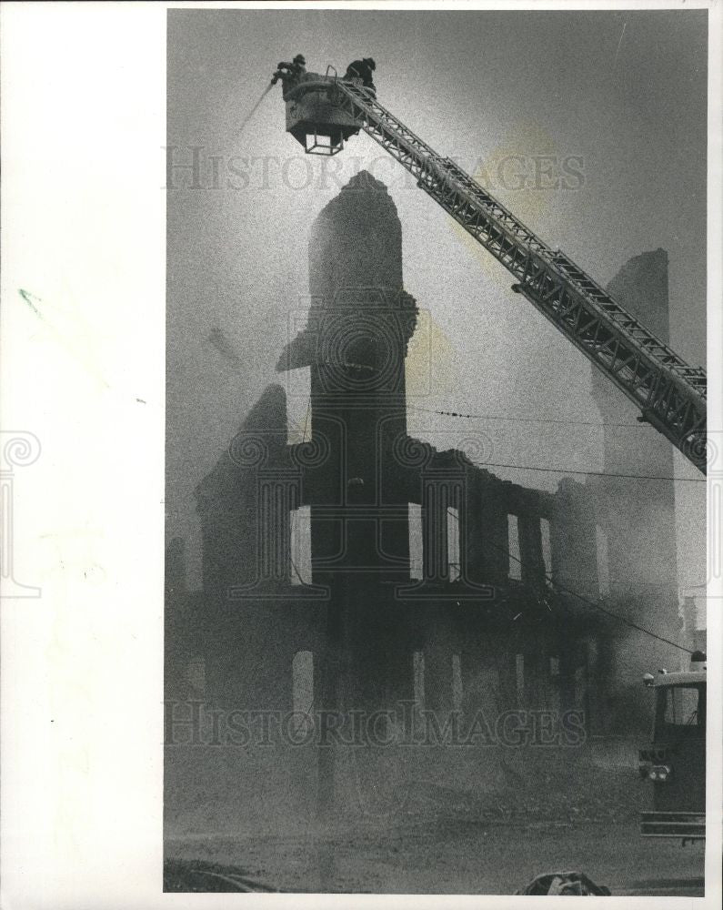 1989 Press Photo Fire Fighters - Historic Images