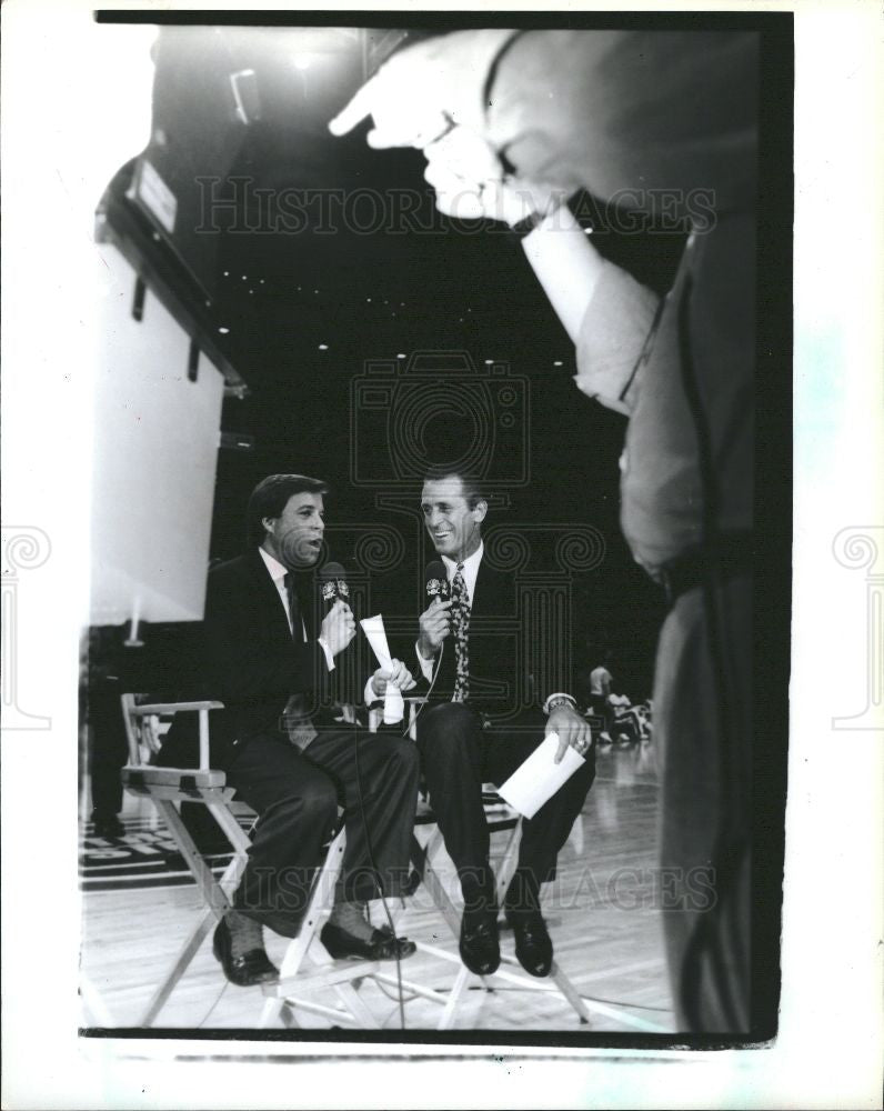 1991 Press Photo Bob Costas Pat Riley NBA Showtime - Historic Images