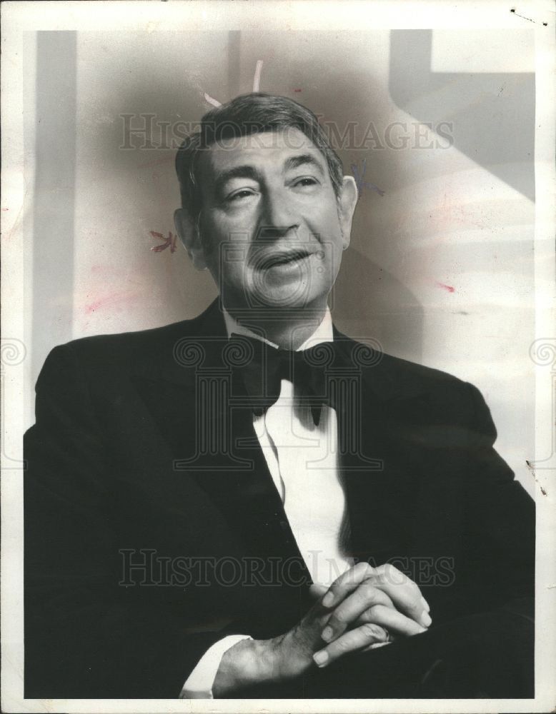 1975 Press Photo Howard Cosell dominant canceled - Historic Images