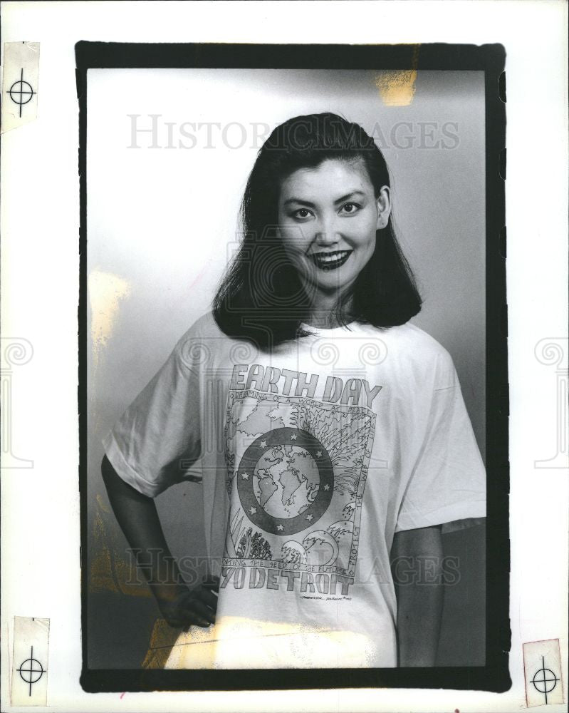 1990 Press Photo Earth Day  Save Tee Earth - Historic Images