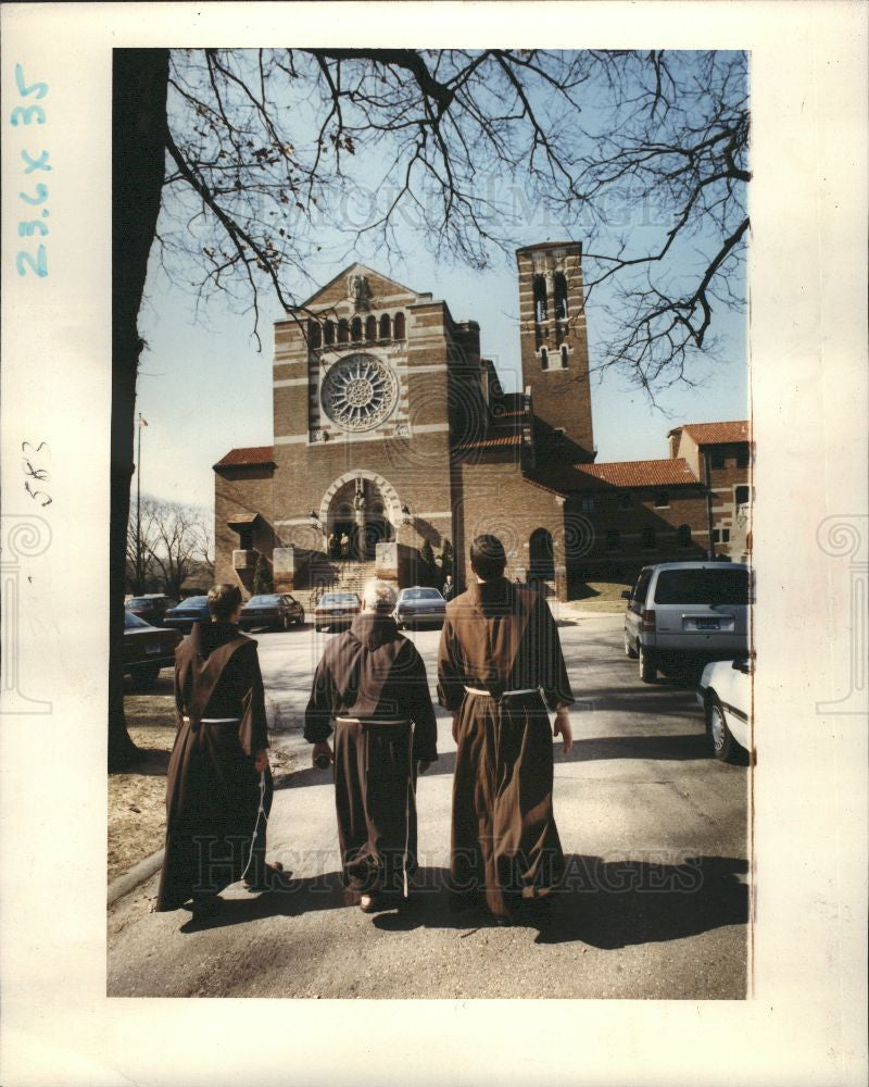 1992 Press Photo Duns Scotus chapel Southfield friars - Historic Images