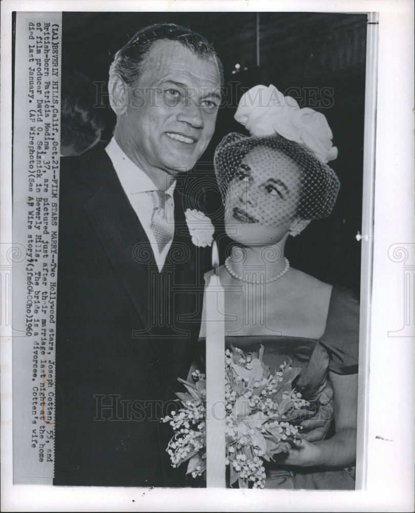 1960 Press Photo Joseph Cotton Patricia Medina married - Historic Images