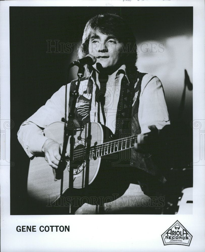 1978 Press Photo man music guitar instrument sing - Historic Images