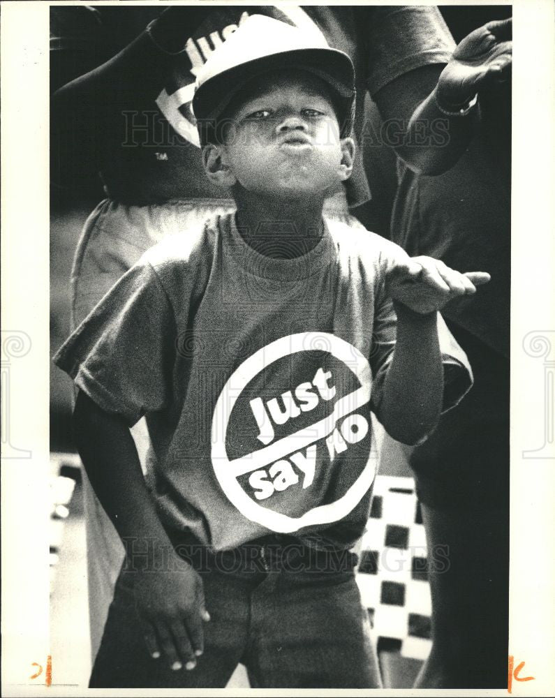 1987 Press Photo Jeryl Gwinner Detroit Kern Drug Rally - Historic Images