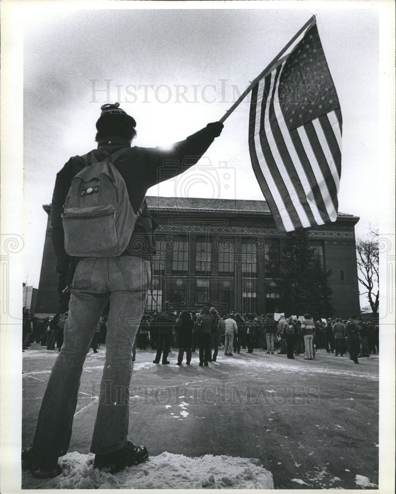 1980 Press Photo Draft Demonstration + protest - Historic Images