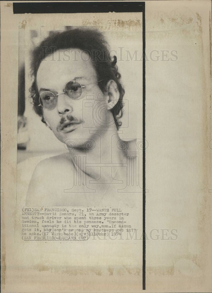 1974 Press Photo David Zonars Draft Deserter Evader - Historic Images