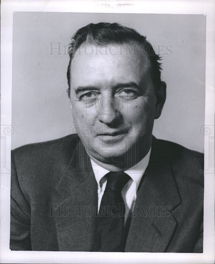1956 Press Photo Thomas Pollins Author - Historic Images