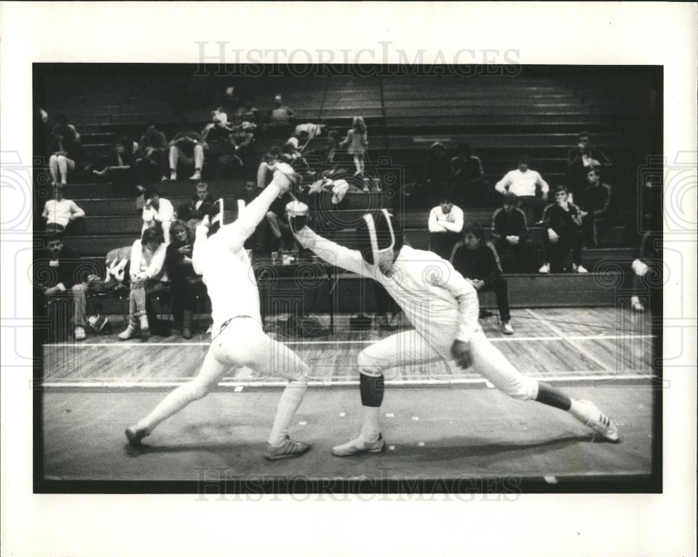Press Photo Fenching Sword Fighting Competition - Historic Images