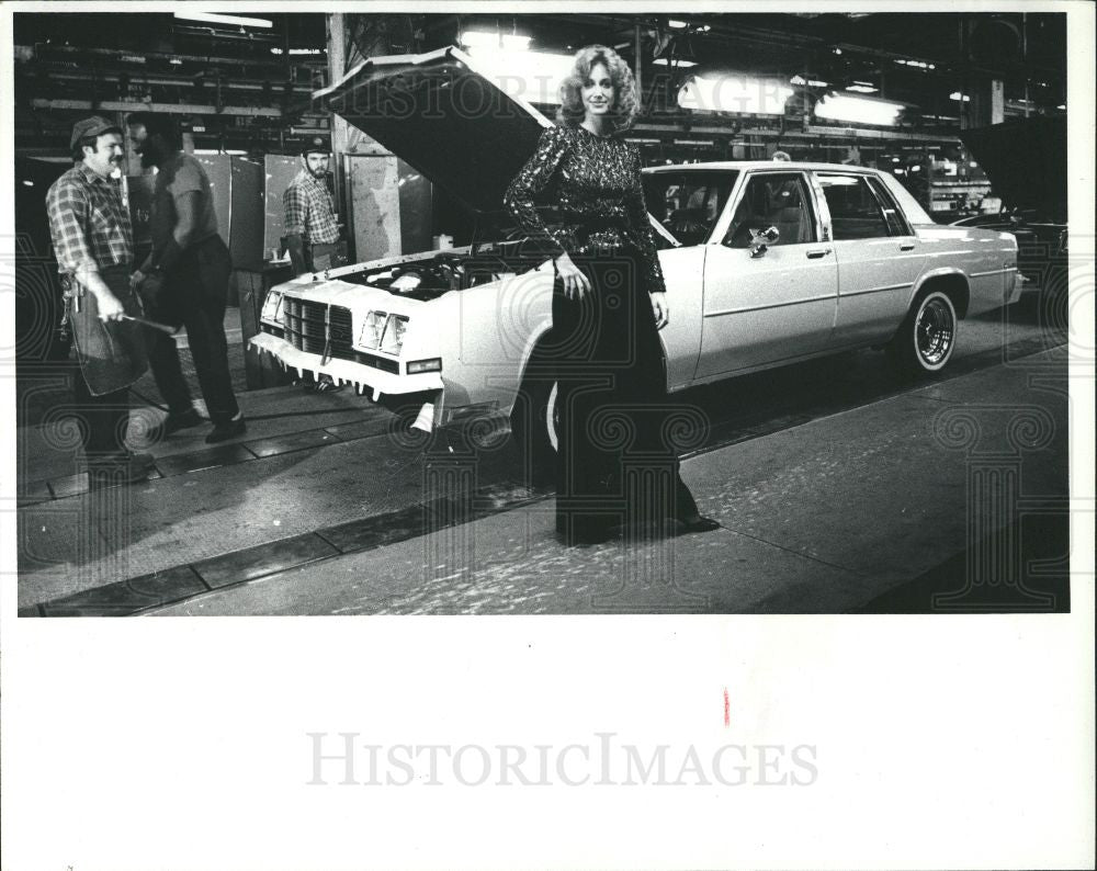 1981 Press Photo Fashion 1980 - Historic Images