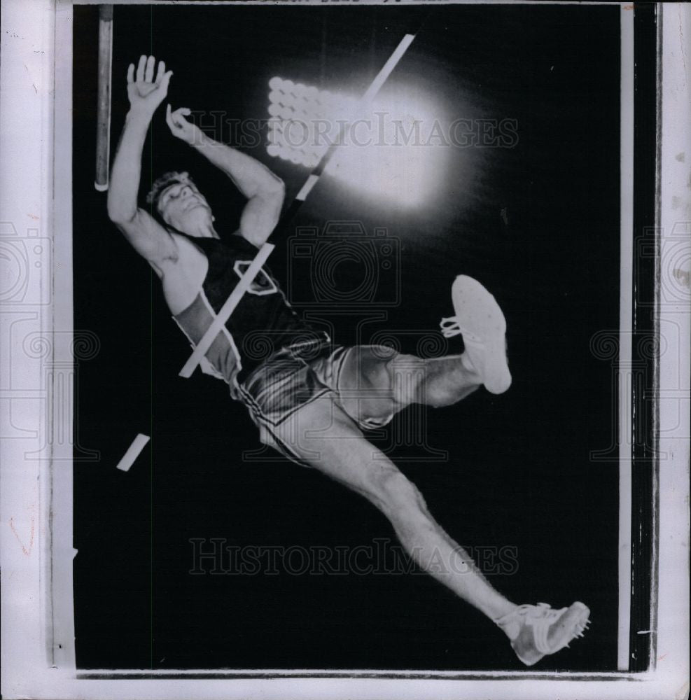 1967 Press Photo Bob Gutowski American athlete - Historic Images