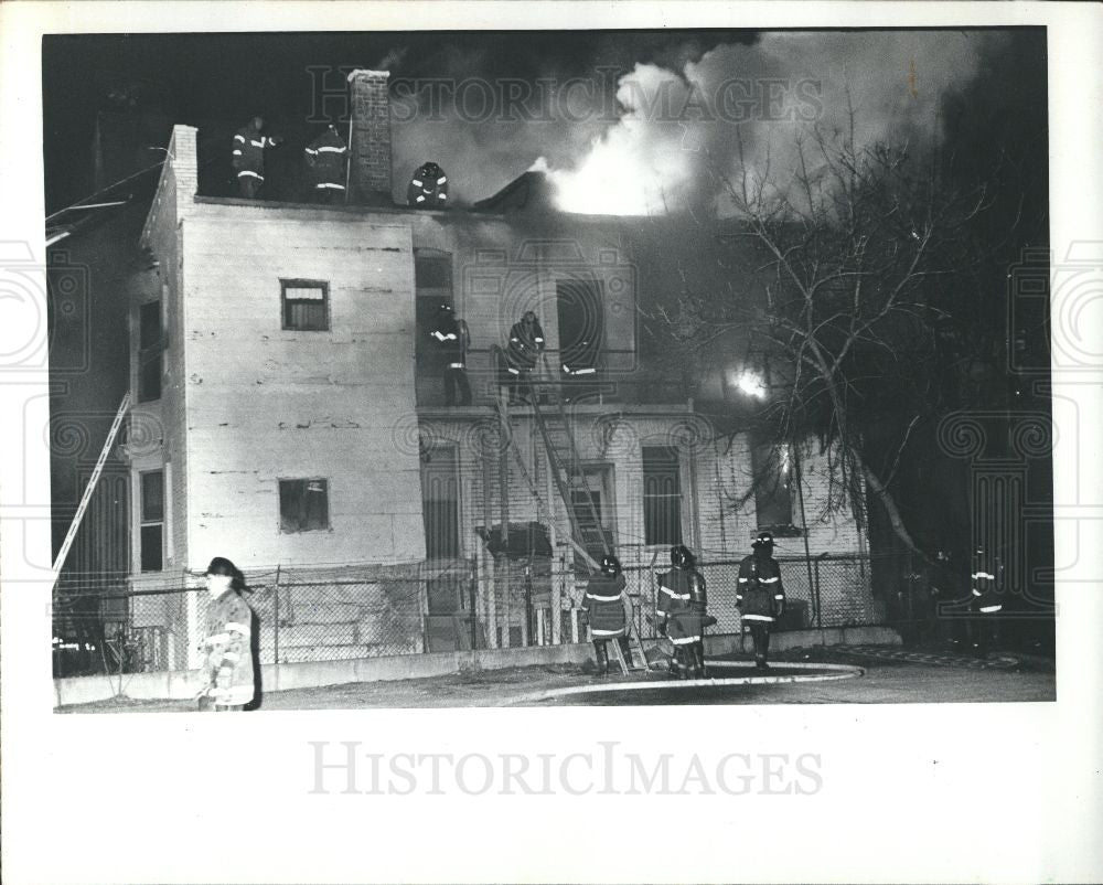 1983 Press Photo fire cass and alexandrine wayne state - Historic Images