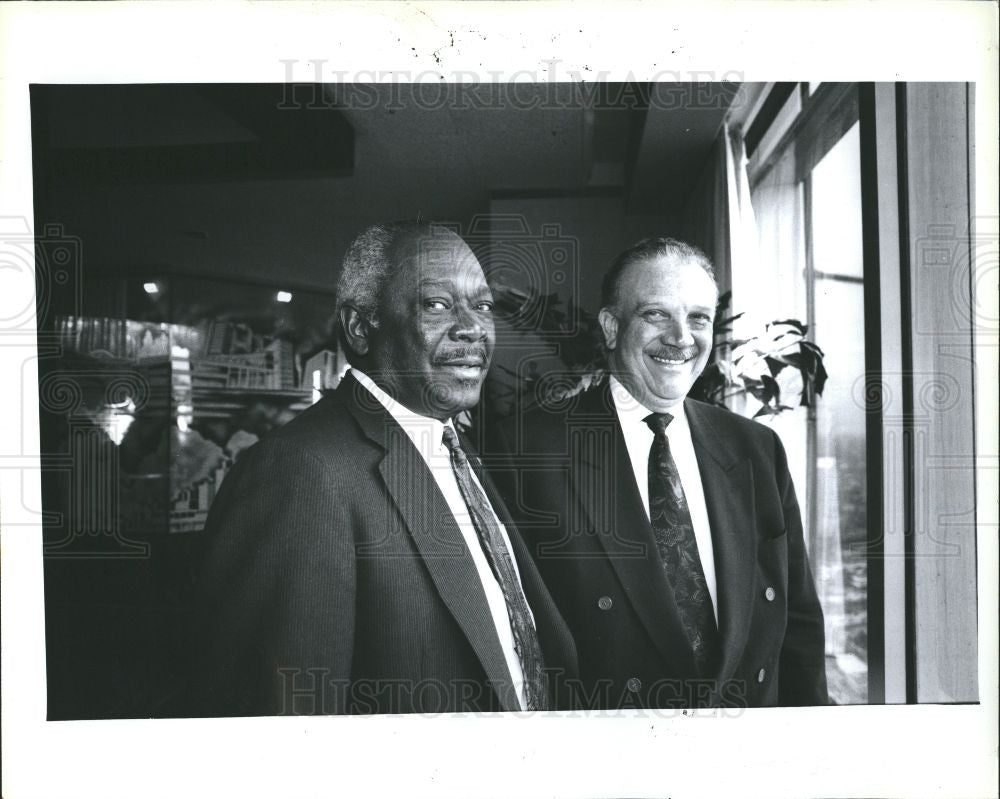 1991 Press Photo Dr.Julius Combs - Historic Images