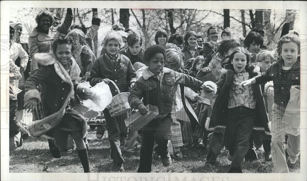 1977 Press Photo Easter - Historic Images