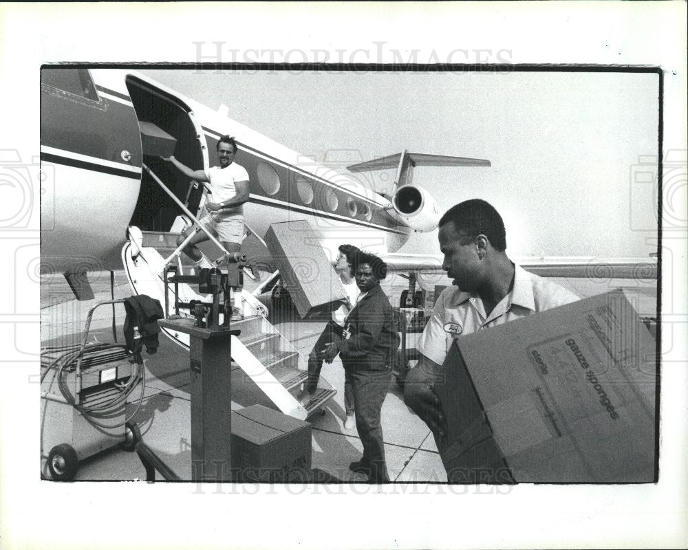 1985 Press Photo Ford employee Darryl jones - Historic Images
