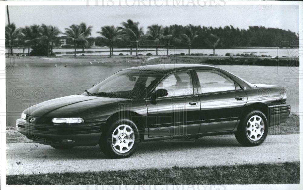 1992 Press Photo Eagle Vision Automobiles 1993 Car Cars - Historic Images
