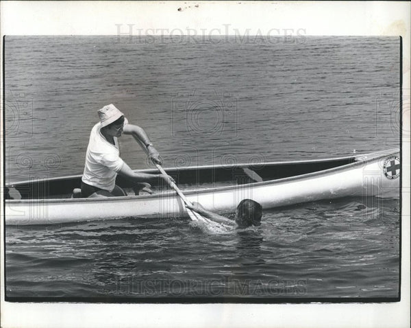1975 Press Photo Drowning - Historic Images