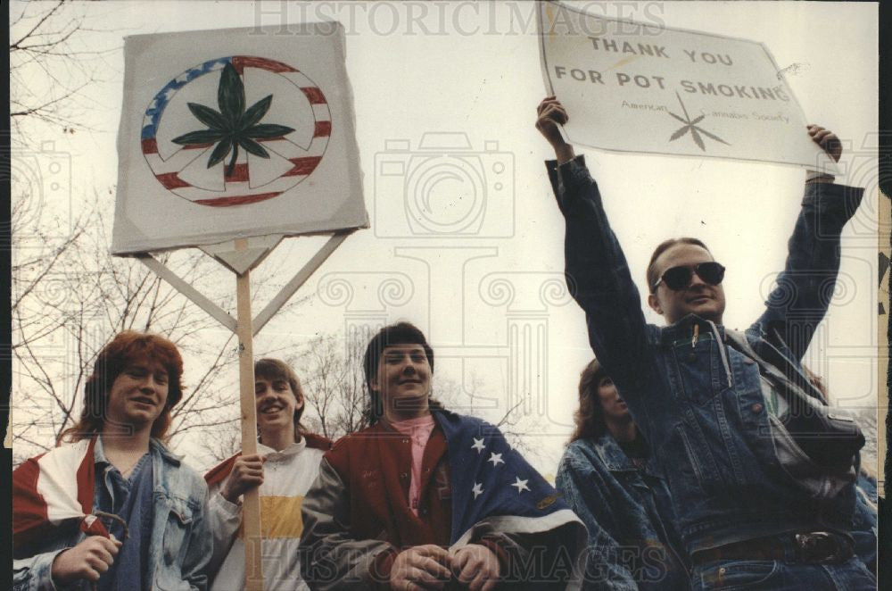 1990 Press Photo Drug Abuse Demonstration and protest - Historic Images