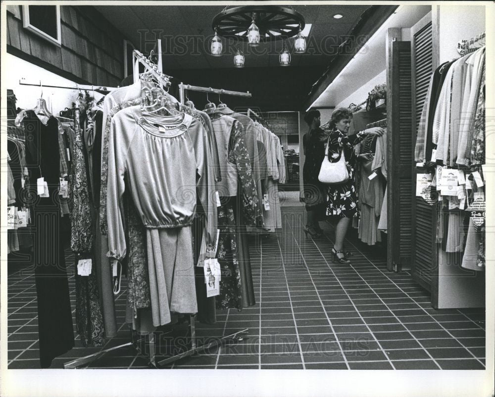 1978 Press Photo Josephine&#39;s Dress Shop Detroit Fashion - Historic Images
